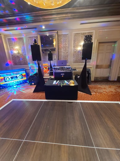 Gallery photo 22 of DJ Armand
