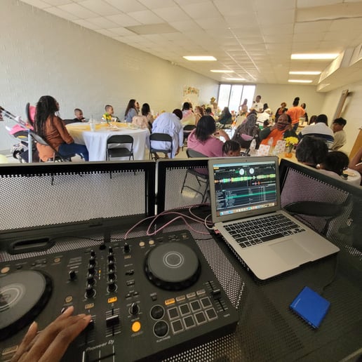 Gallery photo 6 of Dj Art