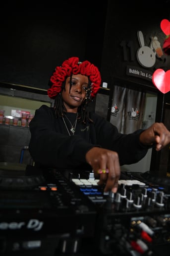 Gallery photo 2 of Dj Asa Ace