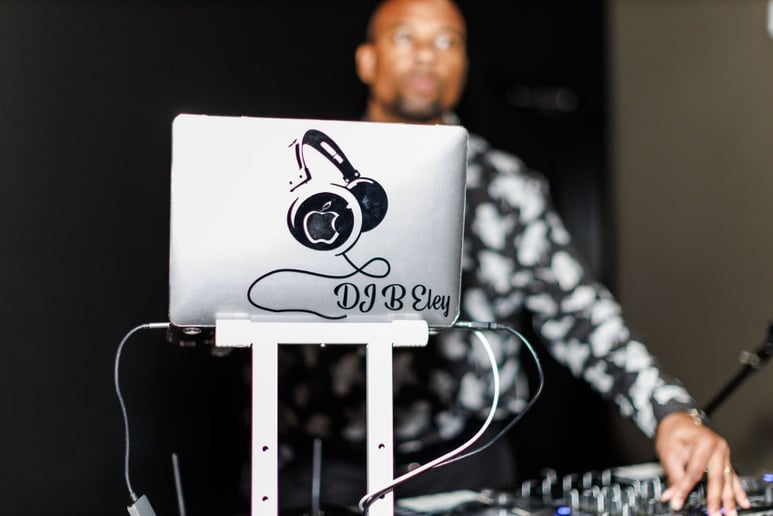 Gallery photo 2 of DJ B-Eley