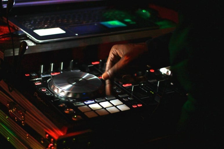 Gallery photo 3 of DJ B. Smooth