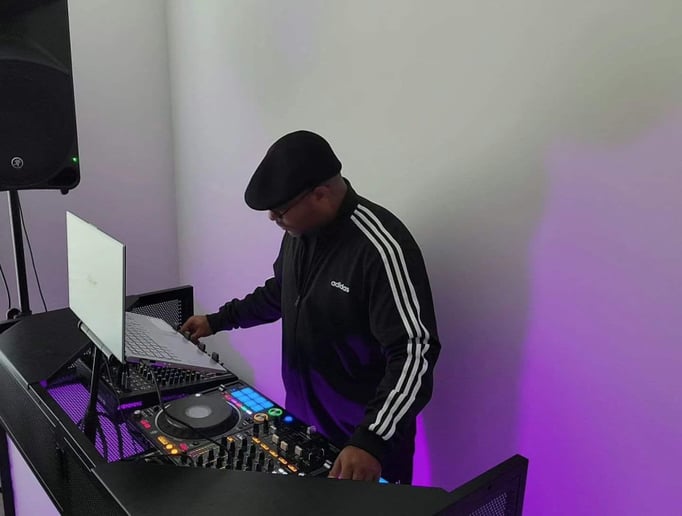 Gallery photo 2 of DJ Badonkey Kong