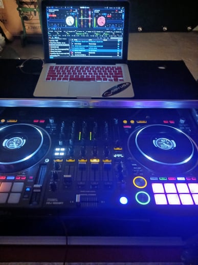 Gallery photo 5 of Dj bello
