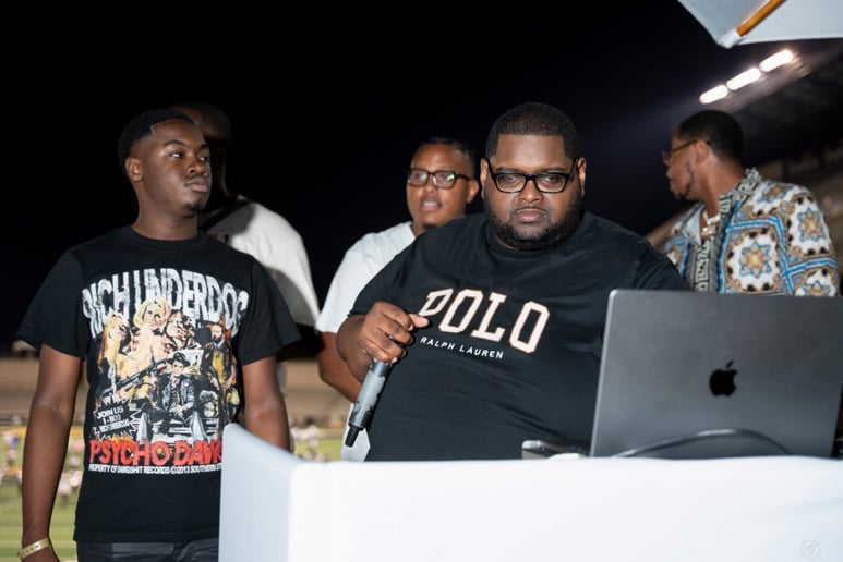 Gallery photo 4 of DJ Big Show