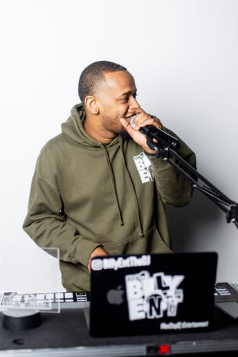 Gallery photo 1 of DJ Billy-ent