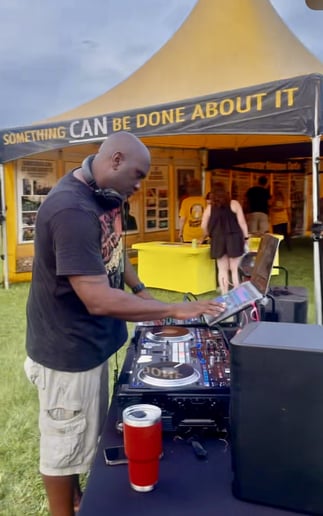 Gallery photo 1 of DJ BluColla