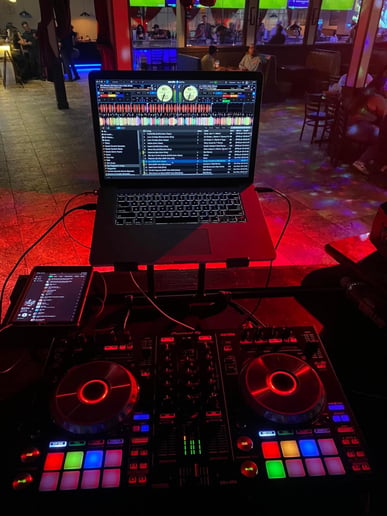 Gallery photo 1 of Dj Blue