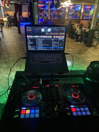 Gallery photo 4 of Dj Blue
