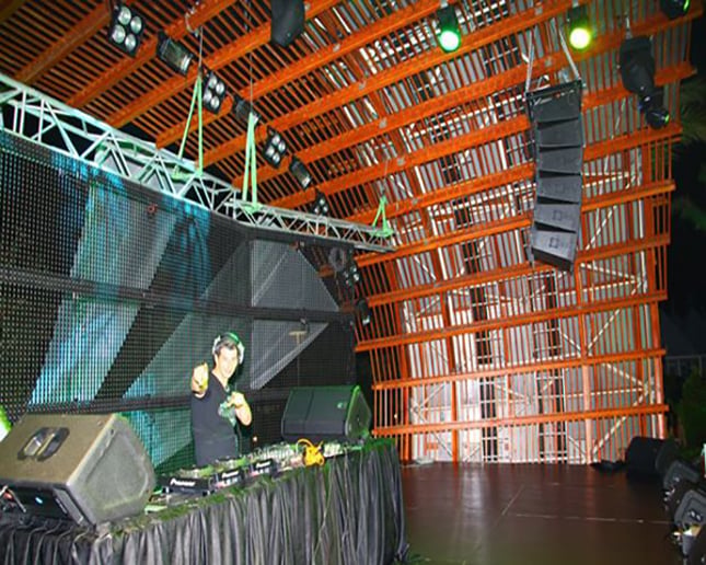 Gallery photo 1 of DJ Bostan