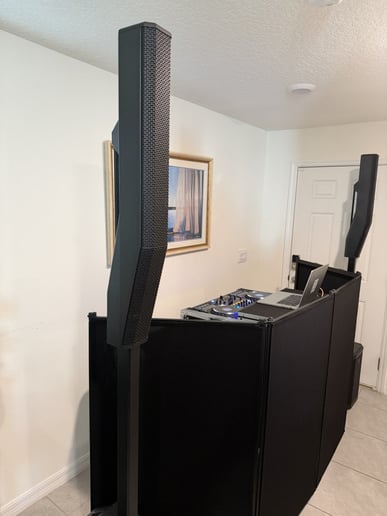 Gallery photo 1 of DJ Breazy