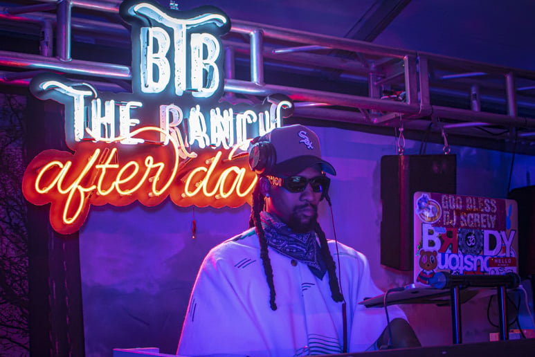 Gallery photo 4 of DJ Brody