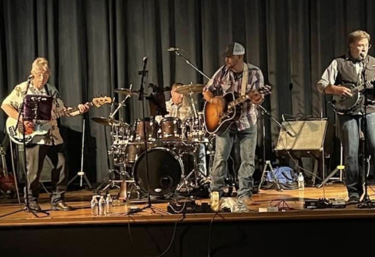Gallery photo 7 of DJ Brown & The Bourbon County Revival