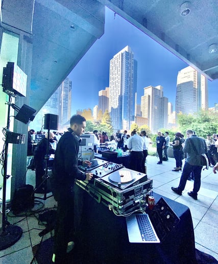 Gallery photo 10 of DJ BUSY B
