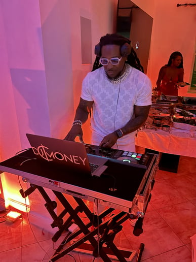 Gallery photo 1 of DJ C Money