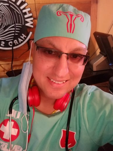 Gallery photo 6 of DJ Caliente