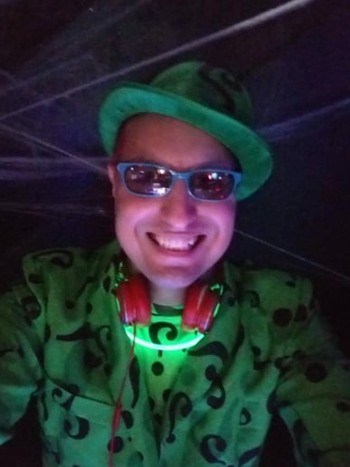Gallery photo 7 of DJ Caliente
