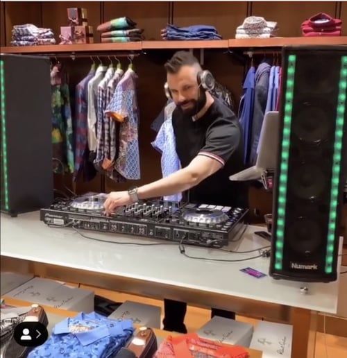 Gallery photo 4 of DJ Cesar
