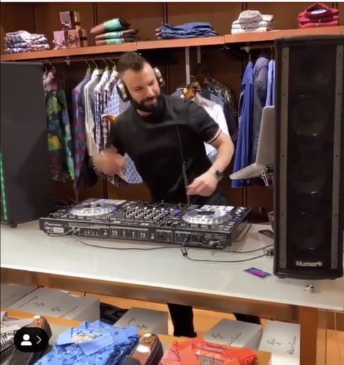 Gallery photo 5 of DJ Cesar