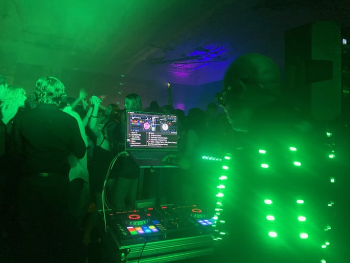 Gallery photo 1 of SpaceAge Timmy Entertainment