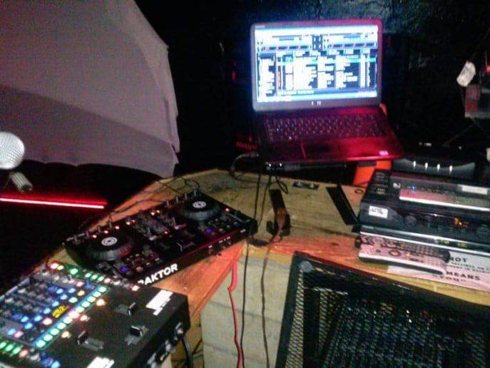Gallery photo 3 of DJ Chris Kempton
