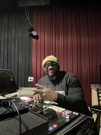 Gallery photo 4 of DJ Chuck Deezy