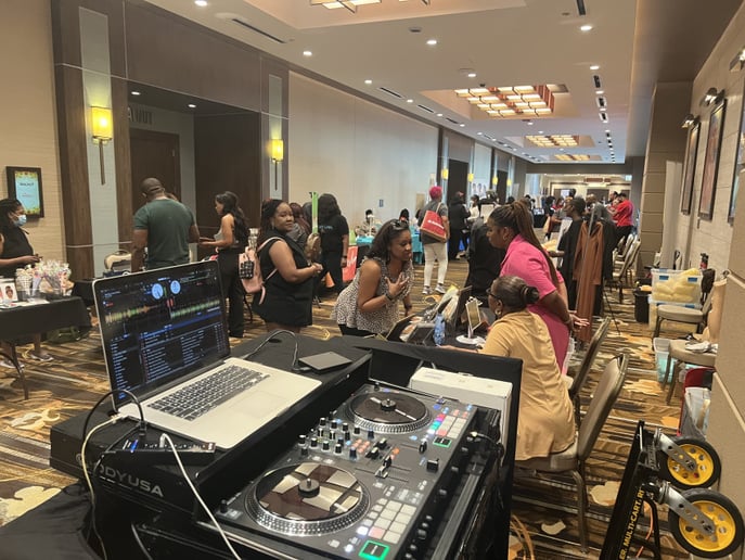 Gallery photo 10 of DJ Chuck Deezy
