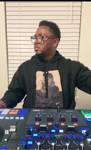 Gallery photo 1 of DJ Chulo