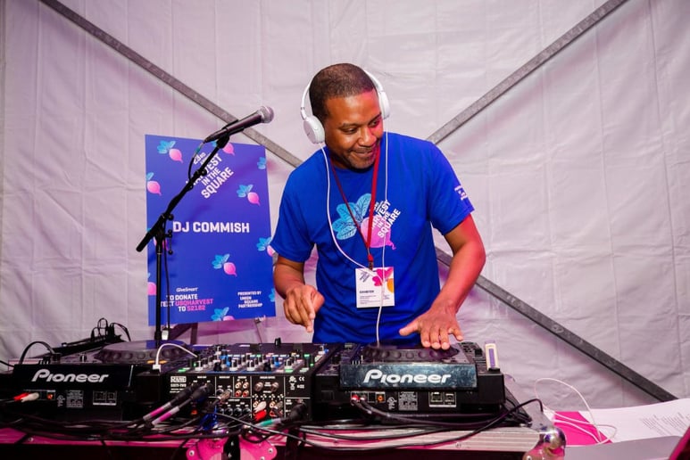 Gallery photo 2 of DJ Commish