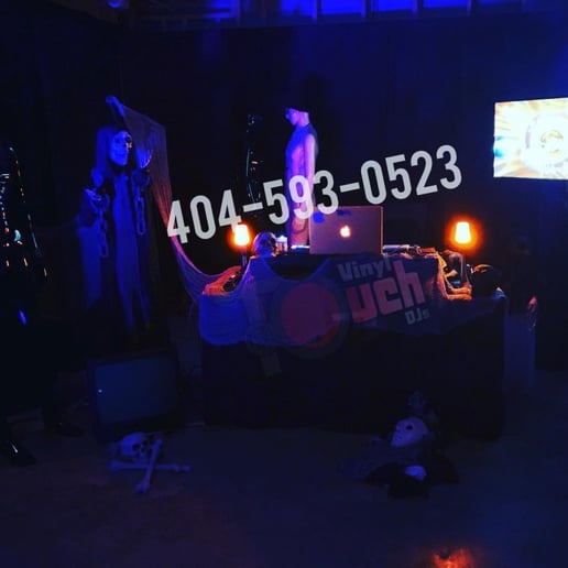 Gallery photo 9 of Vinyl Touch DJs LLC