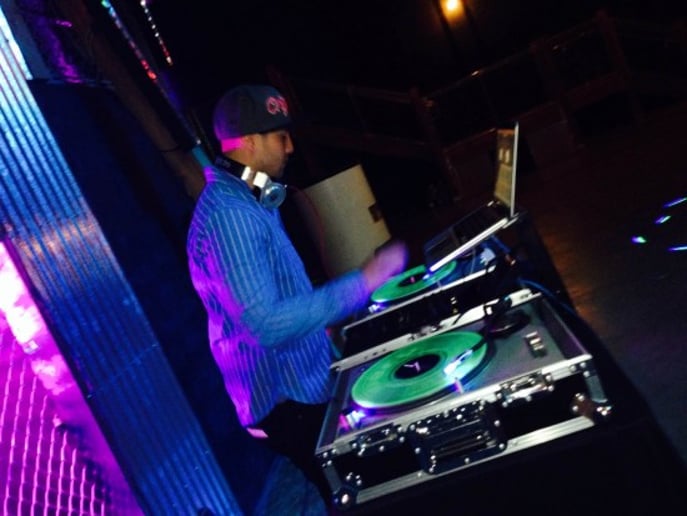 Gallery photo 10 of DJ Criss Beatz