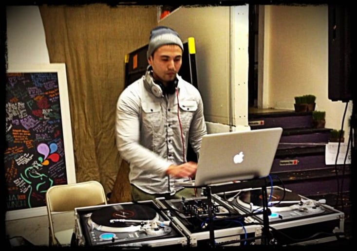 Gallery photo 8 of DJ Criss Beatz