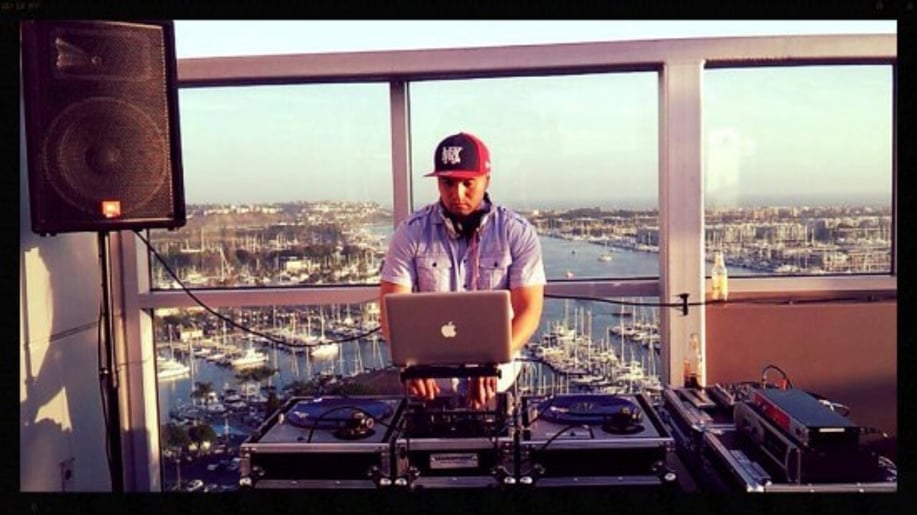 Gallery photo 4 of DJ Criss Beatz