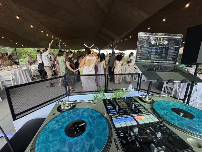 Gallery photo 9 of J.L. Events | DJ Services