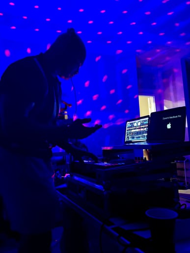 Gallery photo 1 of DJ D Styles
