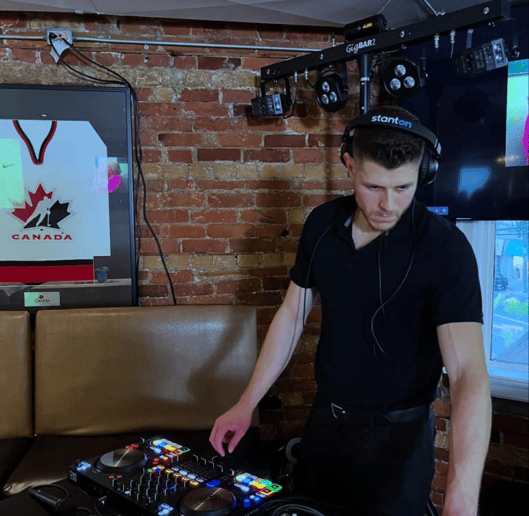 Gallery photo 3 of DJ Cudes