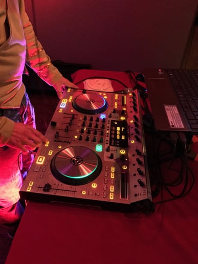 Gallery photo 2 of DJ DanniBoi