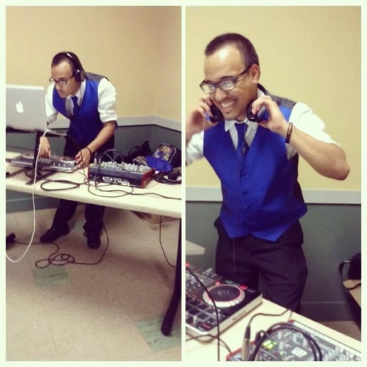 Gallery photo 1 of Dj Dee Smilesz