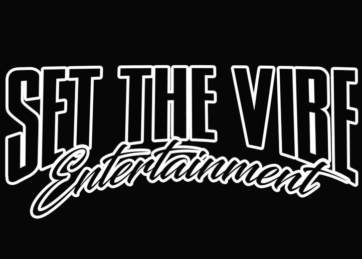 Gallery photo 8 of DJ DEV for Set the vibe Entertainment