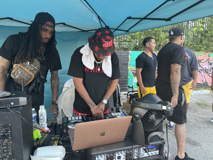 Gallery photo 3 of DJ Dexstarity