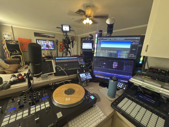 Gallery photo 7 of DJ DFred | LuvIsLuv Radio