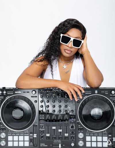 Gallery photo 1 of Dj Diamond