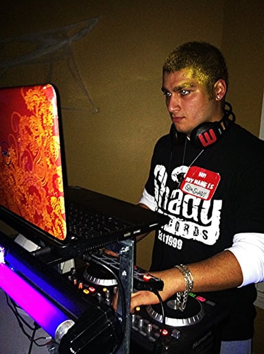 Gallery photo 2 of DJ Dirty30