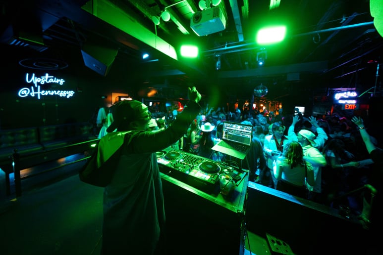 Gallery photo 3 of DJ Dmg
