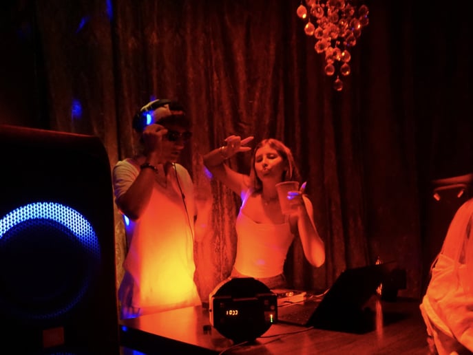 Gallery photo 1 of DJ Dom Dotti