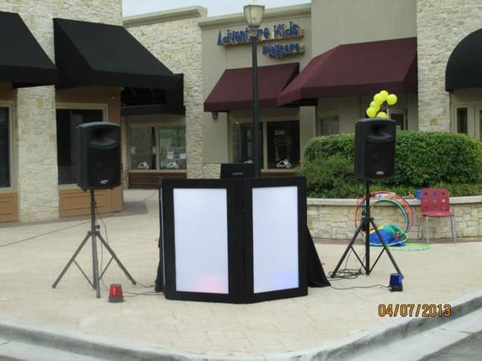 Gallery photo 2 of Dj Donnie