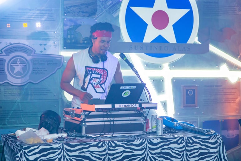 Gallery photo 6 of DJ Drake Entertainment