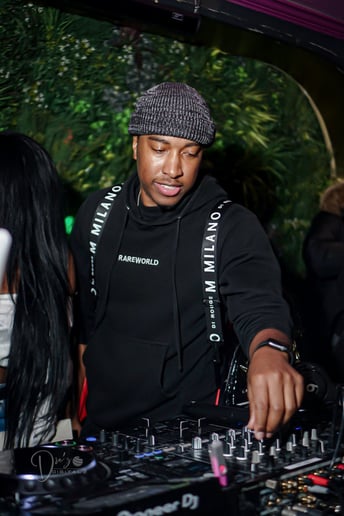 Gallery photo 7 of Dj Dre