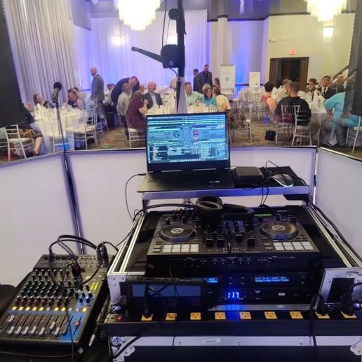 Gallery photo 4 of DJ Dre C