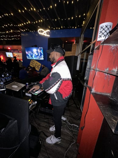Gallery photo 3 of DJ Drizzle