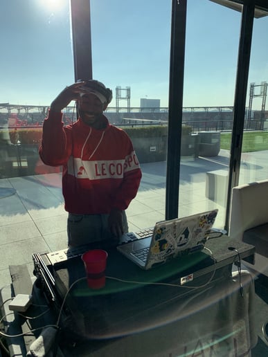 Gallery photo 8 of DJ Drizzle